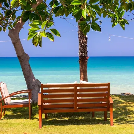 Charoula Pente Villa Paphos