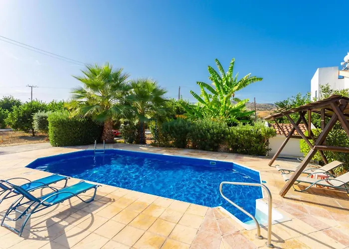 Villa Charoula Pente Paphos